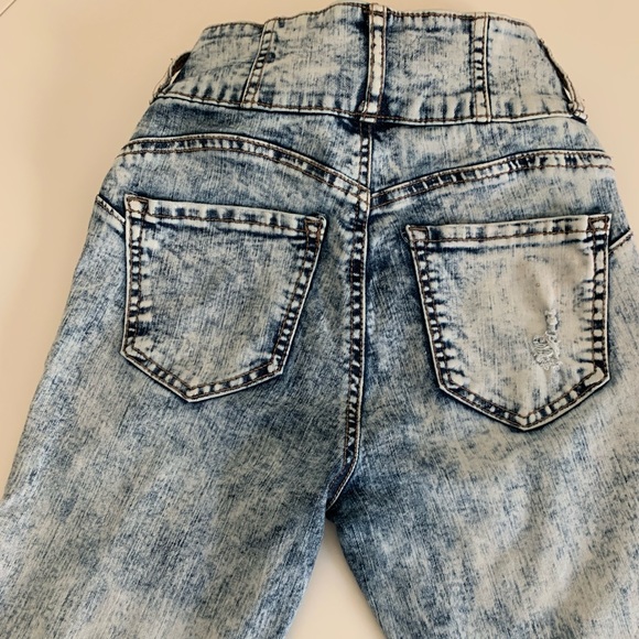 NO-BO high rise jean, sculpting skinny Jean - Picture 2 of 3